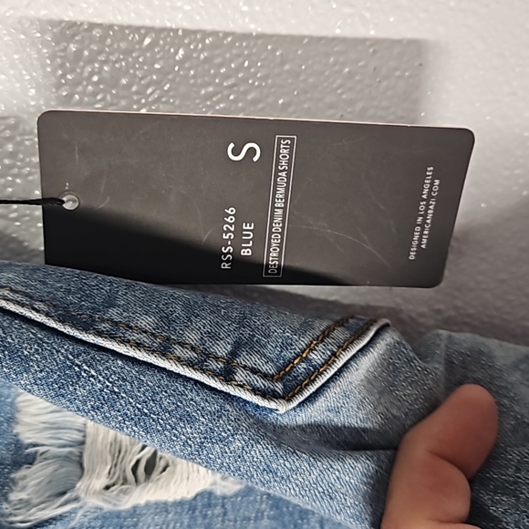 Denim crop shorts, Small. A7 - Picture 2 of 13